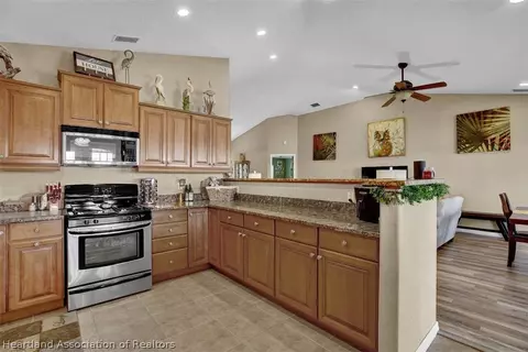 2608 Pine Needle Dr, Sebring, FL 33875 photo 10