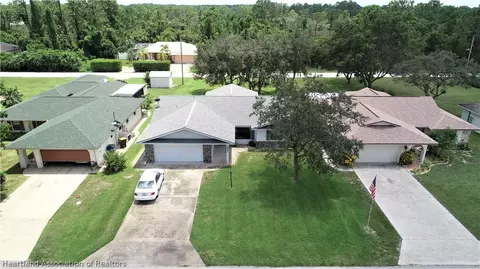 222 Thrush Ave, Sebring, FL 33870 photo 3