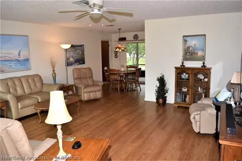1321 Killarney Dr, Sebring, FL 33870 photo 4