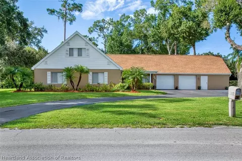 3333 Golfview Rd, Sebring, FL 33875 photo 1