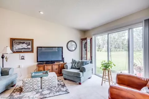 4430 Vantage Cir, Sebring, FL 33872 photo 9