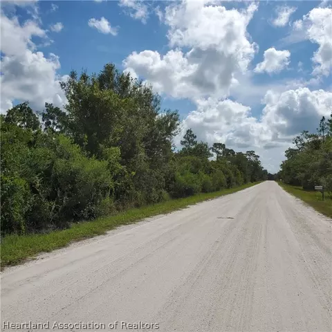 505 Moss Rd, Venus, FL 33960 photo 1