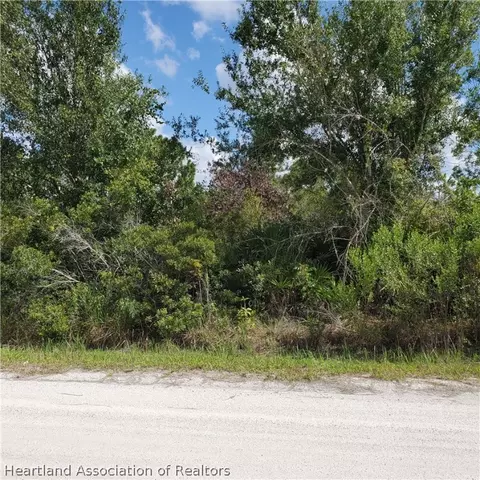 505 Moss Rd, Venus, FL 33960 photo 5