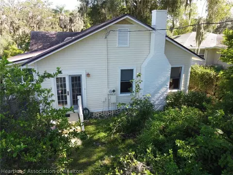 425 Rose Ave, Sebring, FL 33870 photo 2