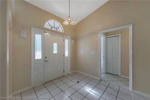 207 Comet Ter, Sebring, FL 33872 photo 2