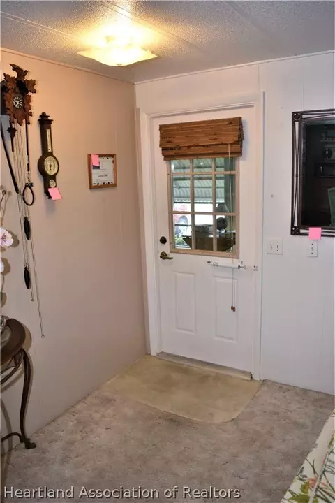 2043 Robin Ct, Sebring, FL 33870 photo 3