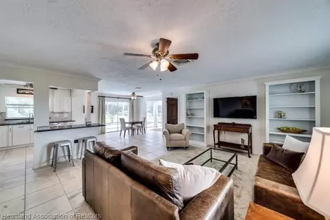 209 Prado Ct, Sebring, FL 33876 photo 10