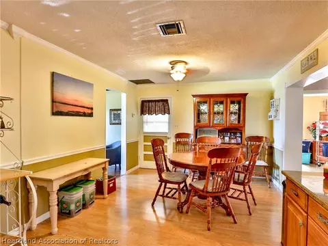1103 E Dinner Lake Dr, Sebring, FL 33870 photo 9