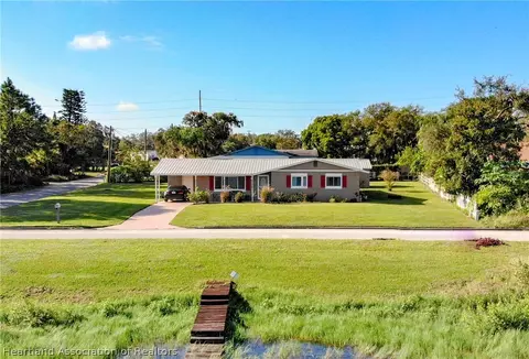 1103 E Dinner Lake Dr, Sebring, FL 33870 photo 10
