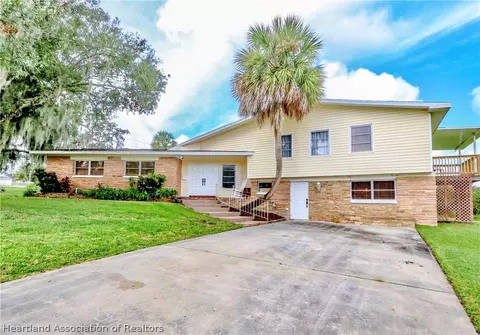 1034 Lucerne Dr, Sebring, FL 33870 photo 1