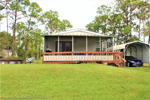 596 Anna Ave, Sebring, FL 33875 photo 2