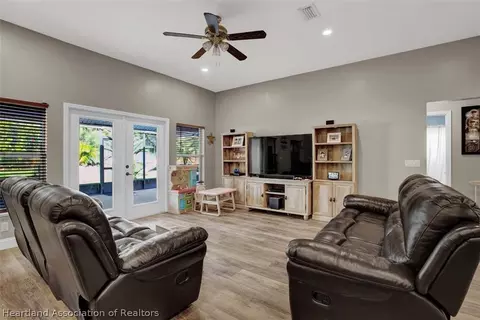 441 Java Ave NE, Lake Placid, FL 33852 photo 4