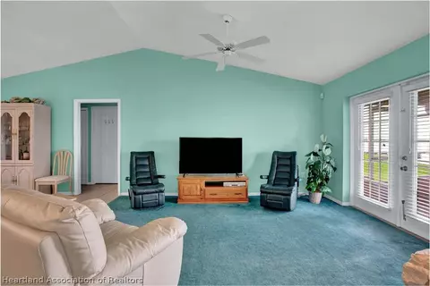 2215 Manatee Dr, Sebring, FL 33870 photo 12