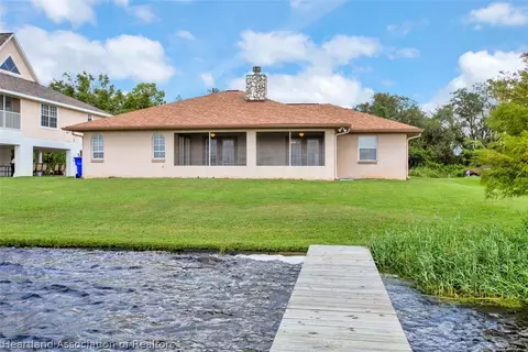 2215 Manatee Dr, Sebring, FL 33870 photo 4