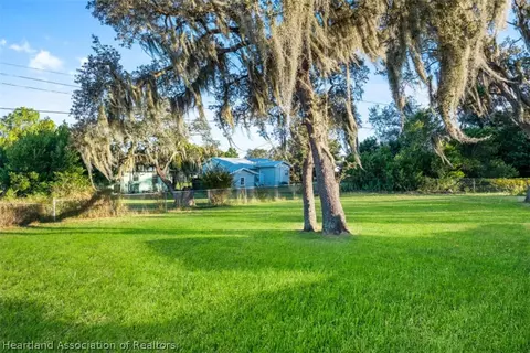 1525 Stenewahee Ave, Sebring, FL 33870 photo 2