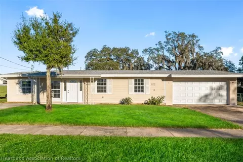 1525 Stenewahee Ave, Sebring, FL 33870 photo 1