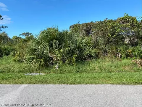 3009 Monza Dr, Sebring, FL 33872 photo 1