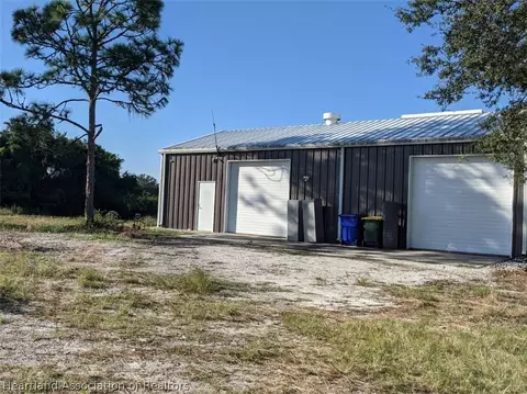 2033 Hartt Rd, Sebring, FL 33870 photo 2