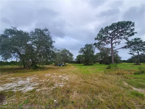 2033 Hartt Rd, Sebring, FL 33870 photo 4