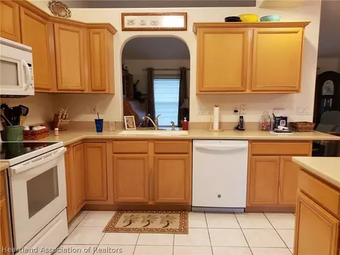 3234 Pointe Ave, Sebring, FL 33872 photo 4