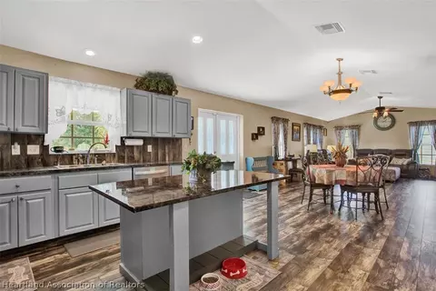 440 Fairview Ln, Lorida, FL 33857 photo 8