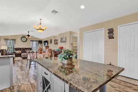 440 Fairview Ln, Lorida, FL 33857 photo 11