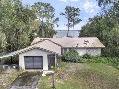 668 Memorial Dr, Sebring, FL 33870 photo 1