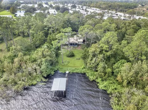 668 Memorial Dr, Sebring, FL 33870 photo 5