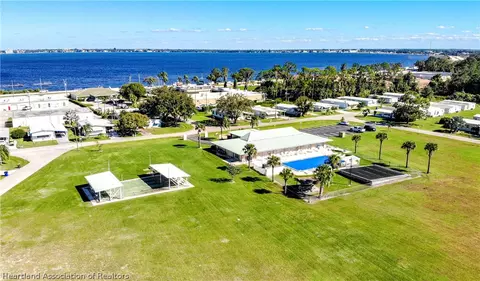 1565 St Thomas Ave, Sebring, FL 33870 photo 2