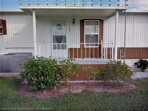 100 Logan St, Sebring, FL 33876 photo 4