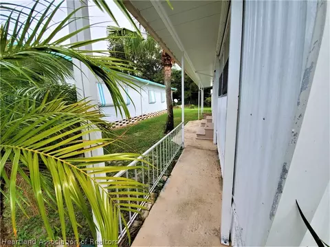 3018 Roger St, Sebring, FL 33872 photo 2
