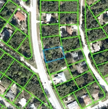 810 Memorial Dr, Sebring, FL 33870 photo 1