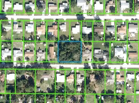 217 Sparrow Ave, Sebring, FL 33870 photo 1