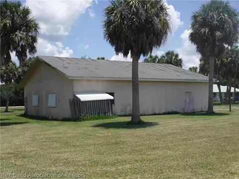 13670 16th Dr, Okeechobee, FL 34974 photo 4