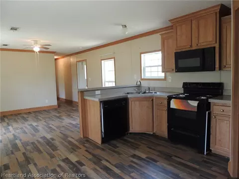 595 Max Ave, Sebring, FL 33875 photo 6