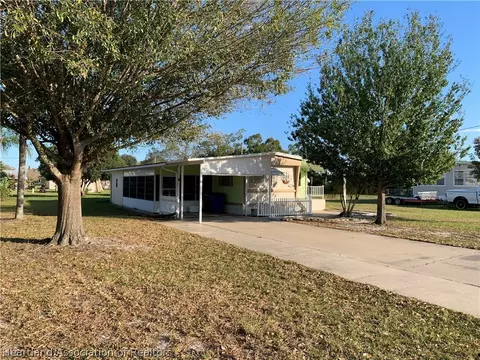 222 Pine Tree Ln, Sebring, FL 33872 photo 1