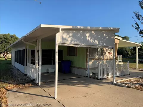 222 Pine Tree Ln, Sebring, FL 33872 photo 2