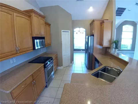 4500 Duffer Loop, Sebring, FL 33872 photo 2