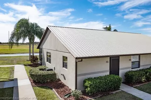 1902 Villaway E, Sebring, FL 33876 photo 1