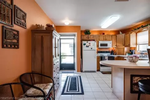 1902 Villaway E, Sebring, FL 33876 photo 9