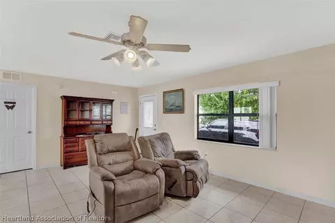 415 Matlo Ave, Sebring, FL 33870 photo 3