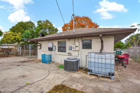 415 Matlo Ave, Sebring, FL 33870 photo 29