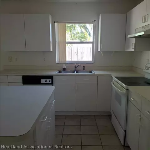 218 Spring Garden Rd, Sebring, FL 33870 photo 7
