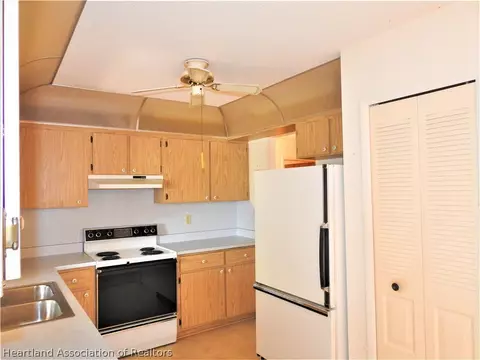 60 E Monroe St, Avon Park, FL 33825 photo 10