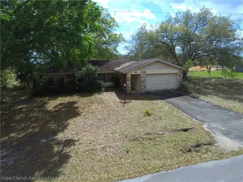 60 E Monroe St, Avon Park, FL 33825 photo 2