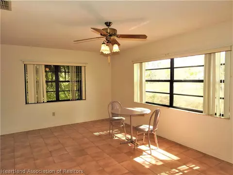60 E Monroe St, Avon Park, FL 33825 photo 8