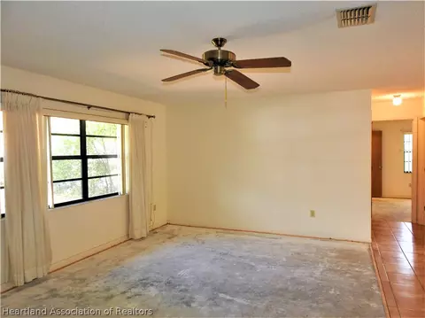 60 E Monroe St, Avon Park, FL 33825 photo 5