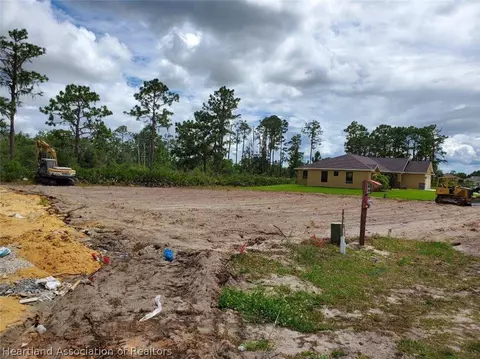 4833 Myrtle Beach Dr, Sebring, FL 33872 photo 3
