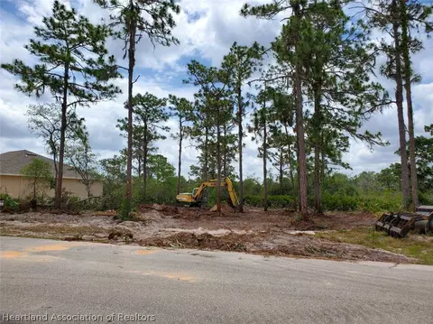 4833 Myrtle Beach Dr, Sebring, FL 33872 photo 1