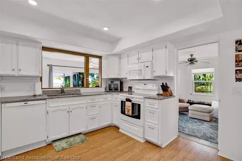 353 Racoon Ln, Lorida, FL 33857 photo 13